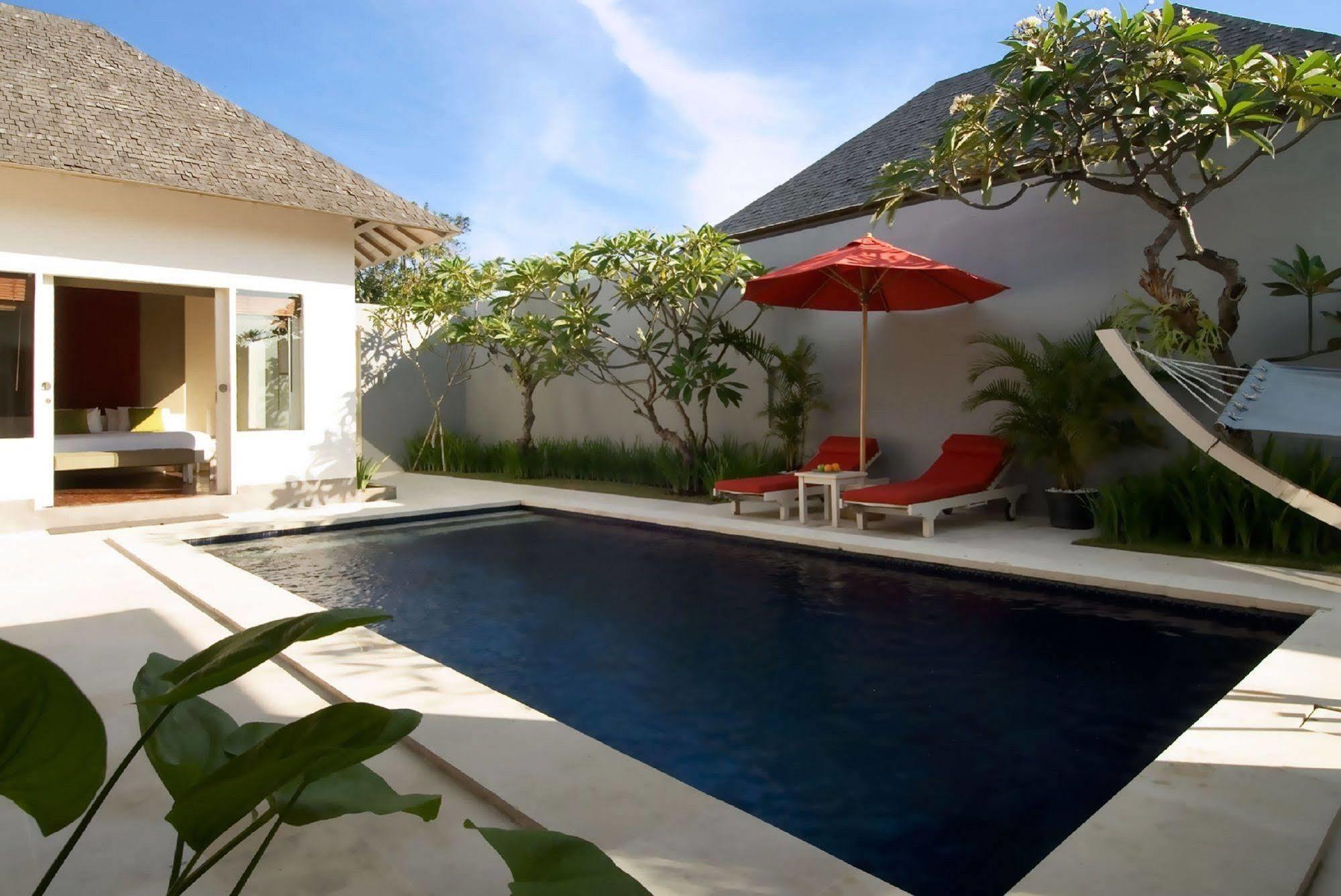 Kamuela Villas Seminyak Bagian luar foto