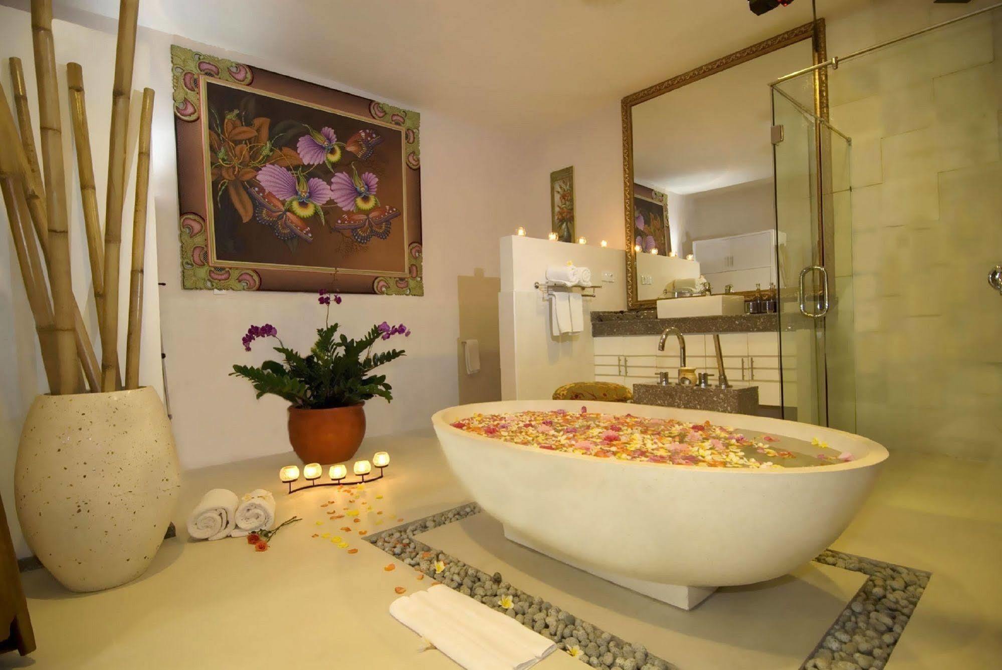 Kamuela Villas Seminyak Bagian luar foto