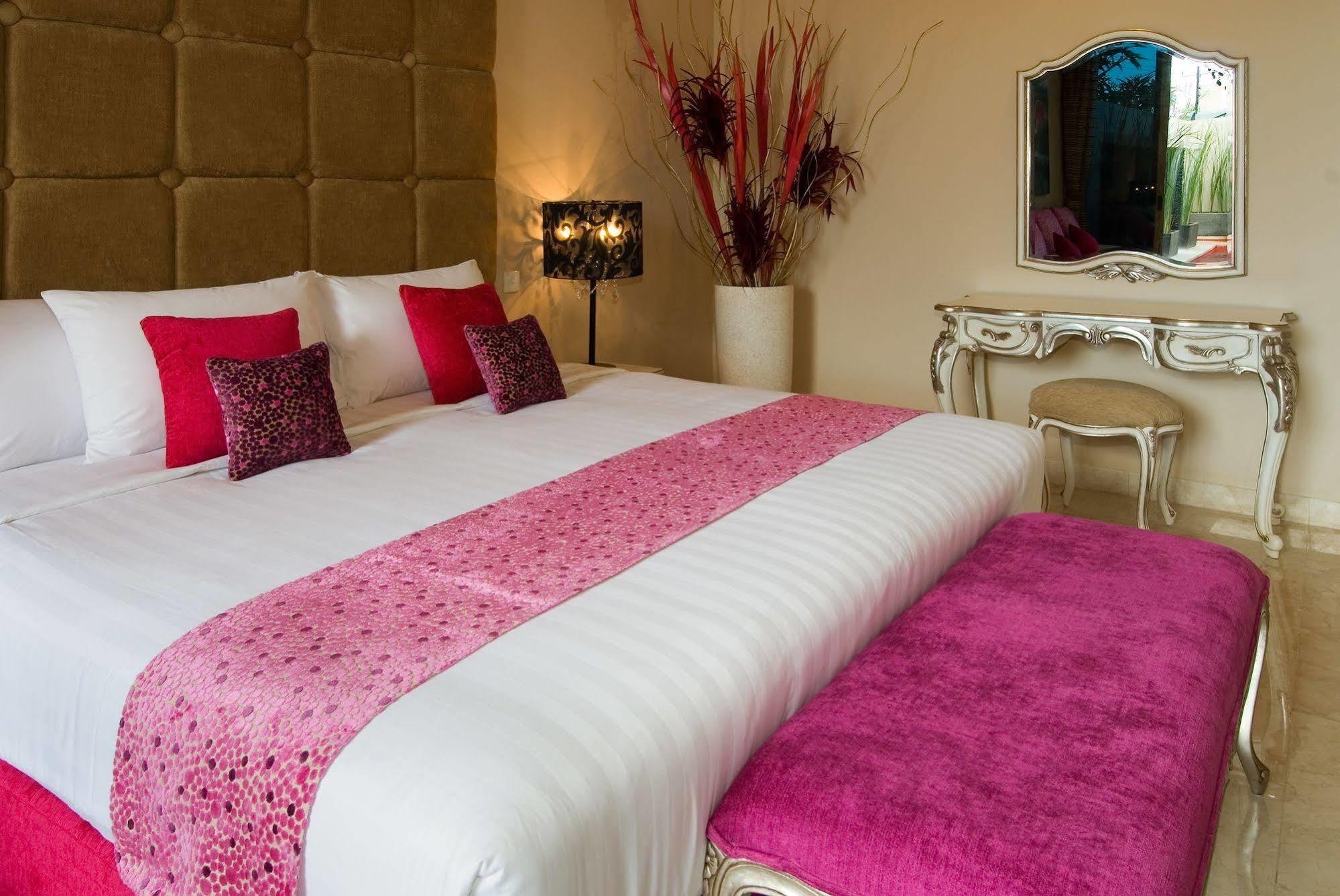 Kamuela Villas Seminyak Bagian luar foto