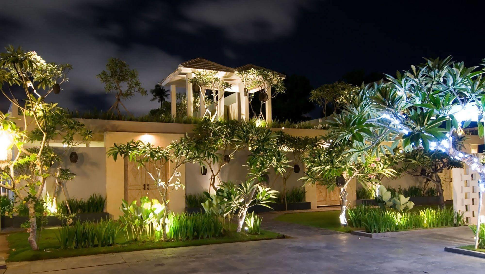Kamuela Villas Seminyak Bagian luar foto
